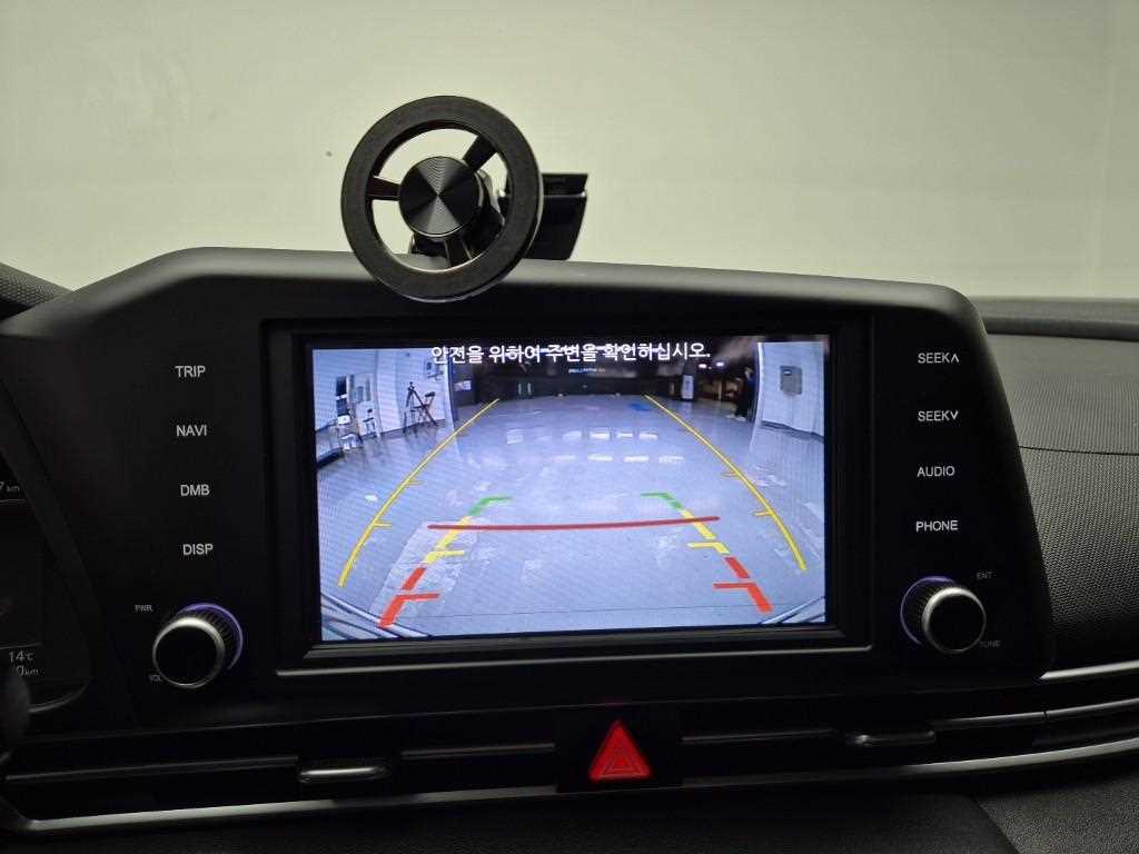 HYUNDAI Avante 2021 Blanco - Importación desde Corea - HF Imports Iquique - Foto 14