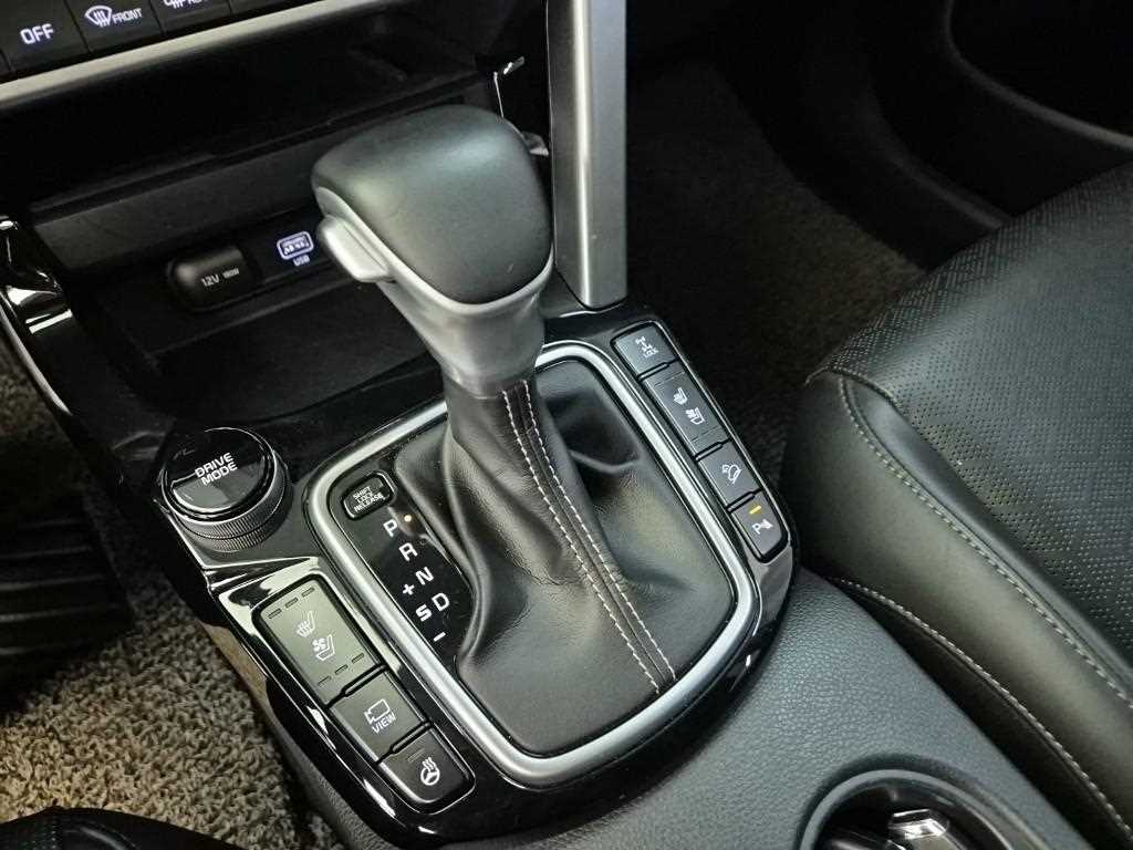 KIA Seltos - Vista 8