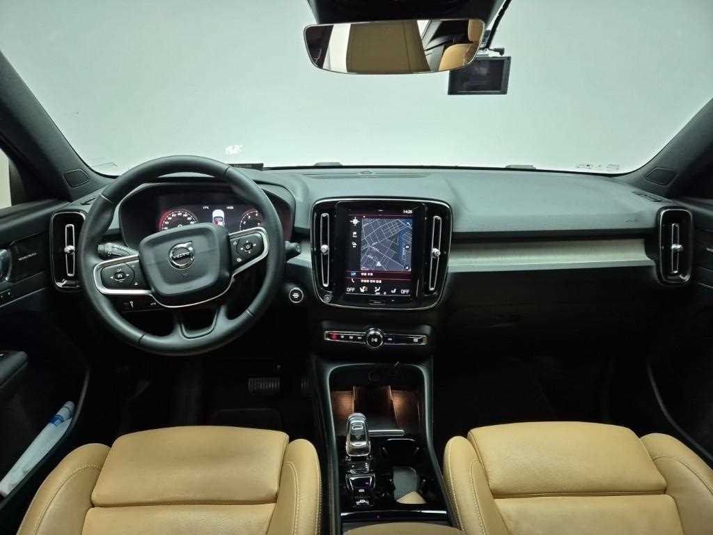 Volvo XC40 - Vista 7