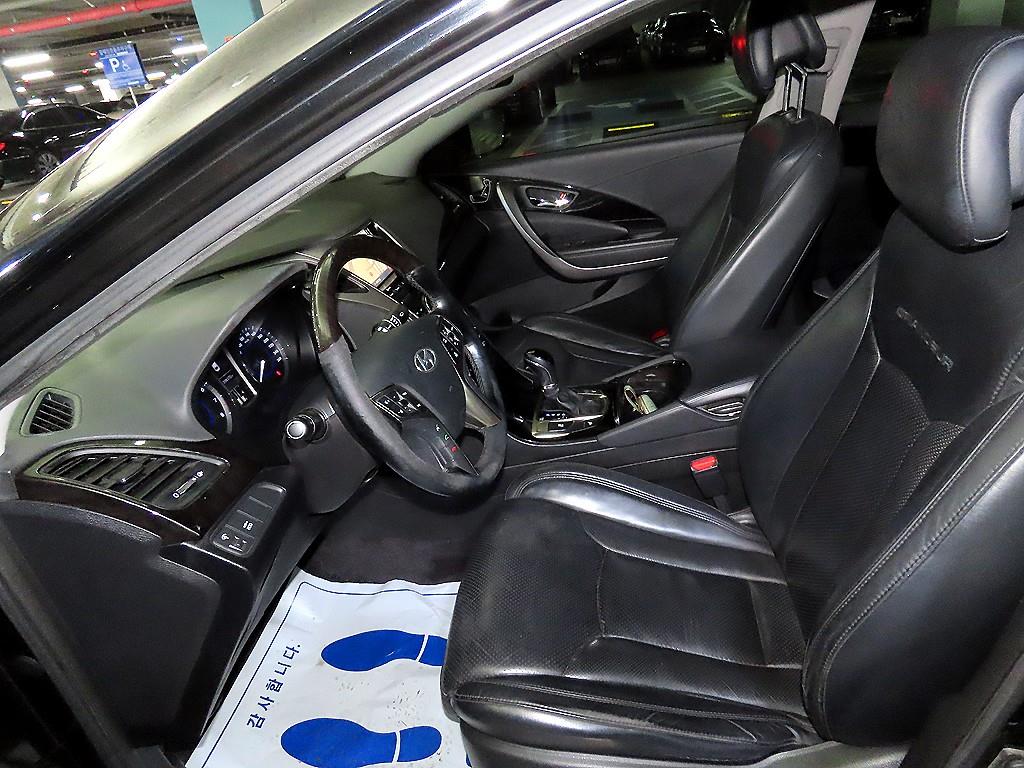 HYUNDAI Grandeur - Vista 6