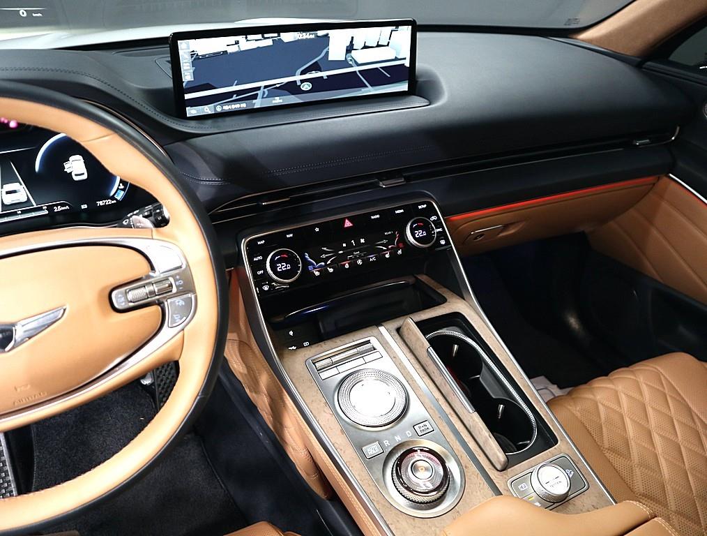 Genesis GV80 - Vista 10