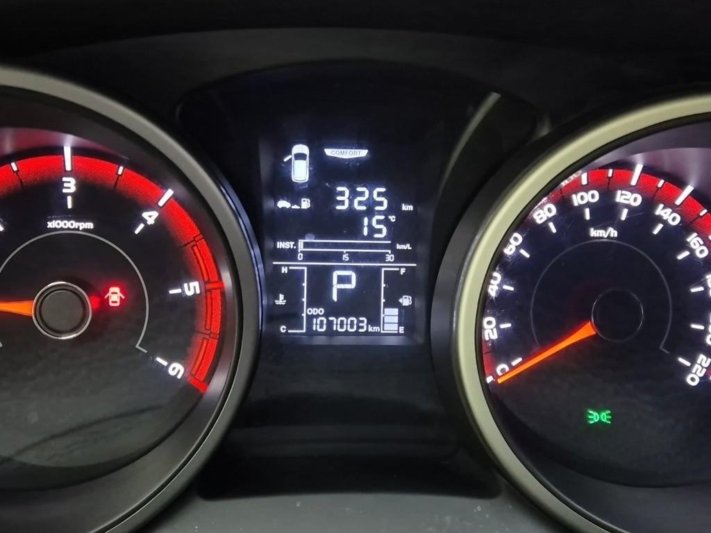 Ssangyong Tivoli - Vista 6