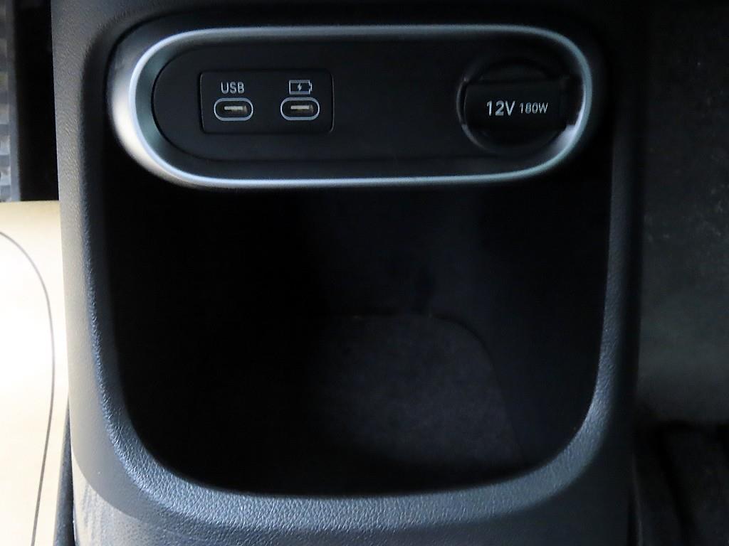 Genesis GV60 2022 Negro - Importación desde Corea - HF Imports Iquique - Foto 13