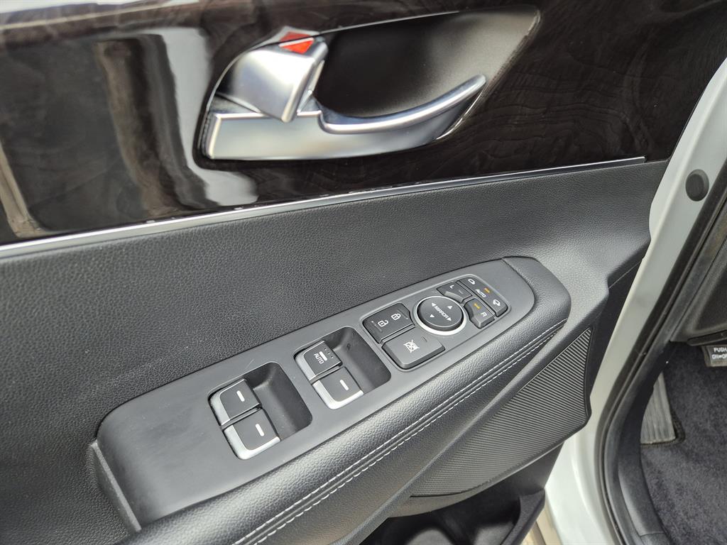 KIA Sorento 2015 Plateado - Importación desde Corea - HF Imports Iquique - Foto 16