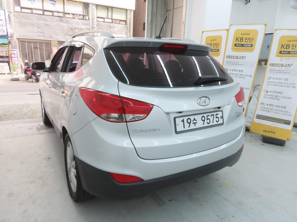 HYUNDAI Tucson - Vista 4