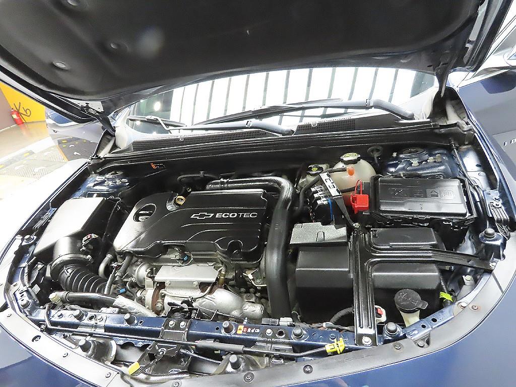 Chevrolet Malibu 2017 Azul - Importación desde Corea - HF Imports Iquique - Foto 8
