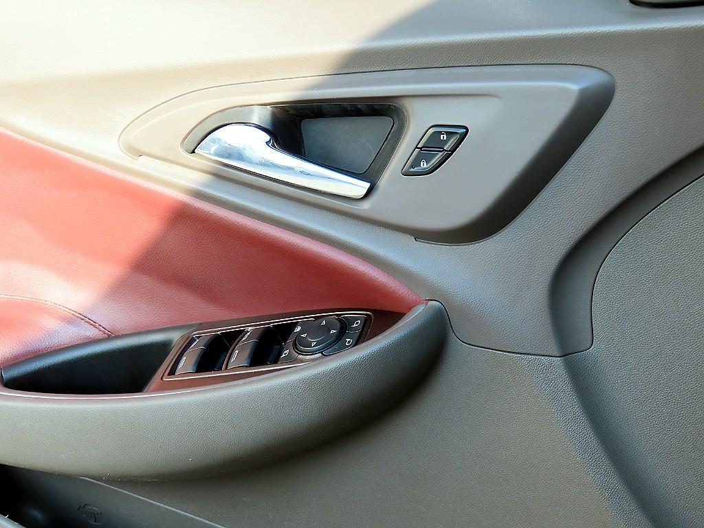 Chevrolet Malibu - Vista 11