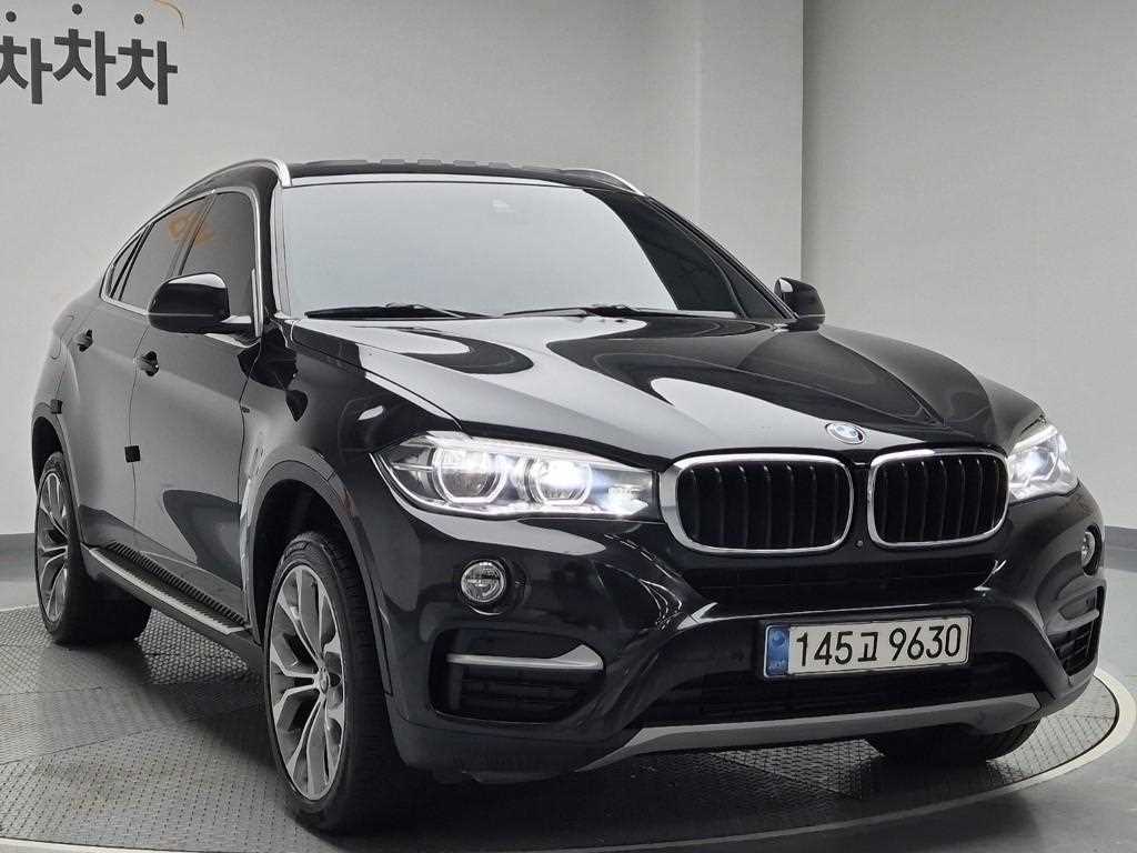 BMW X6 - Vista 4