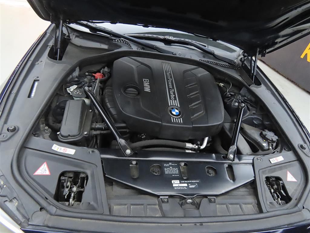 BMW 5 Series 2014 Negro - Importación desde Corea - HF Imports Iquique - Foto 19