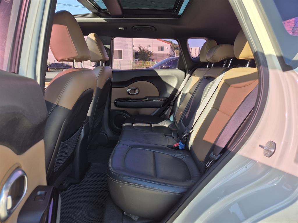 KIA Soul - Vista 8