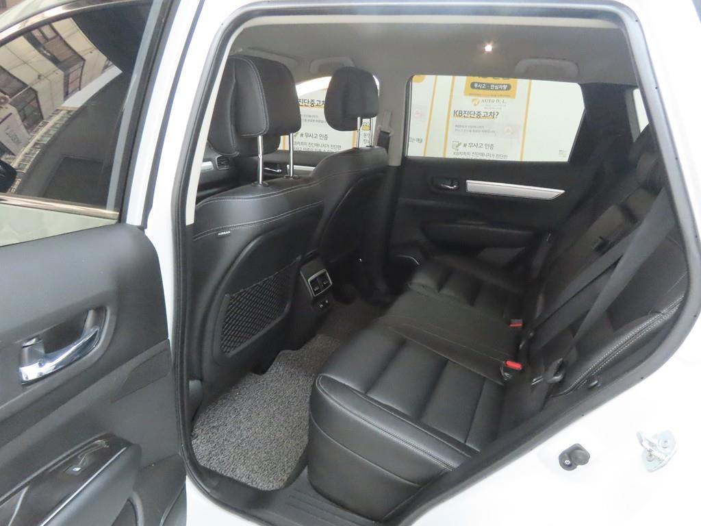 SAMSUNG QM6 - Vista 6