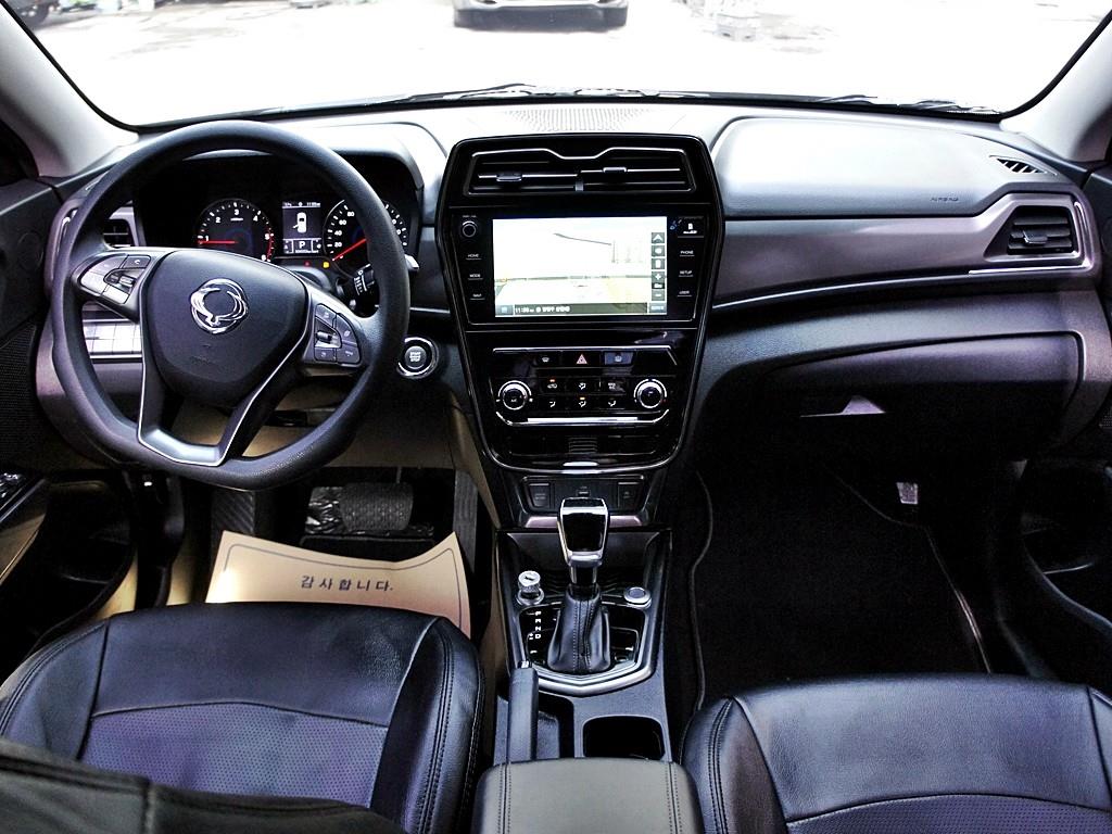 Ssangyong Tivoli 2020 Blanco - Importación desde Corea - HF Imports Iquique - Foto 7