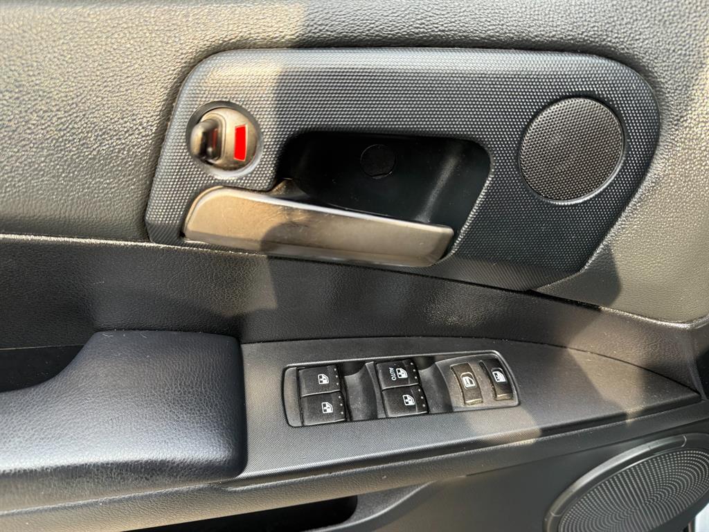 Ssangyong Korando - Vista 12