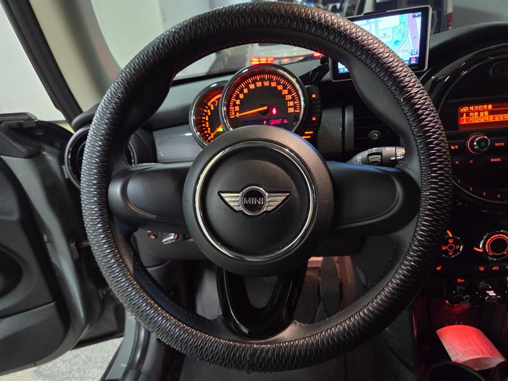 Mini Cooper - Vista 9