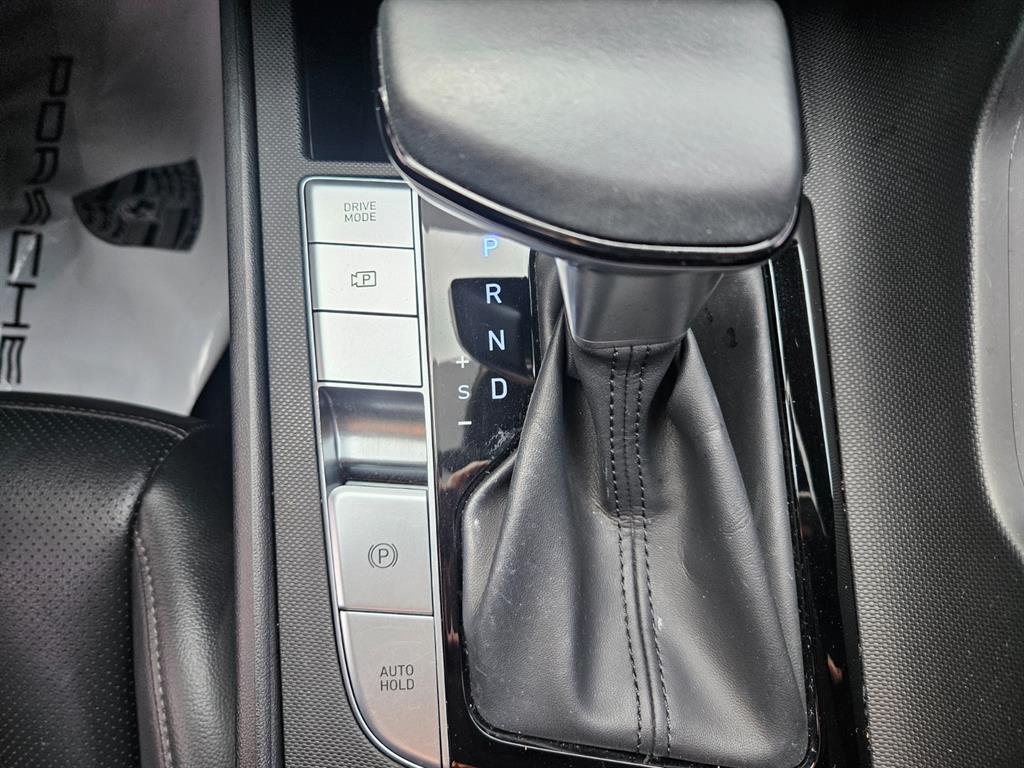 HYUNDAI Avante - Vista 10