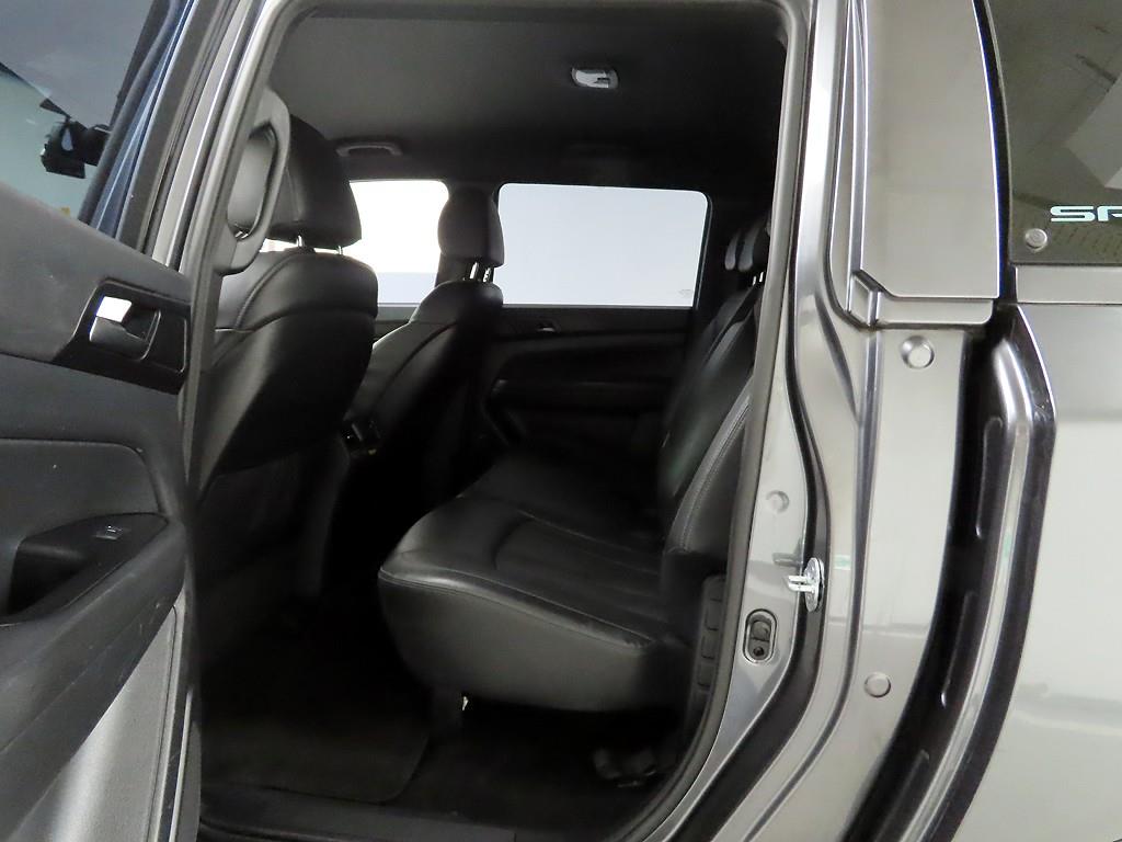 Ssangyong Rexton - Vista 8