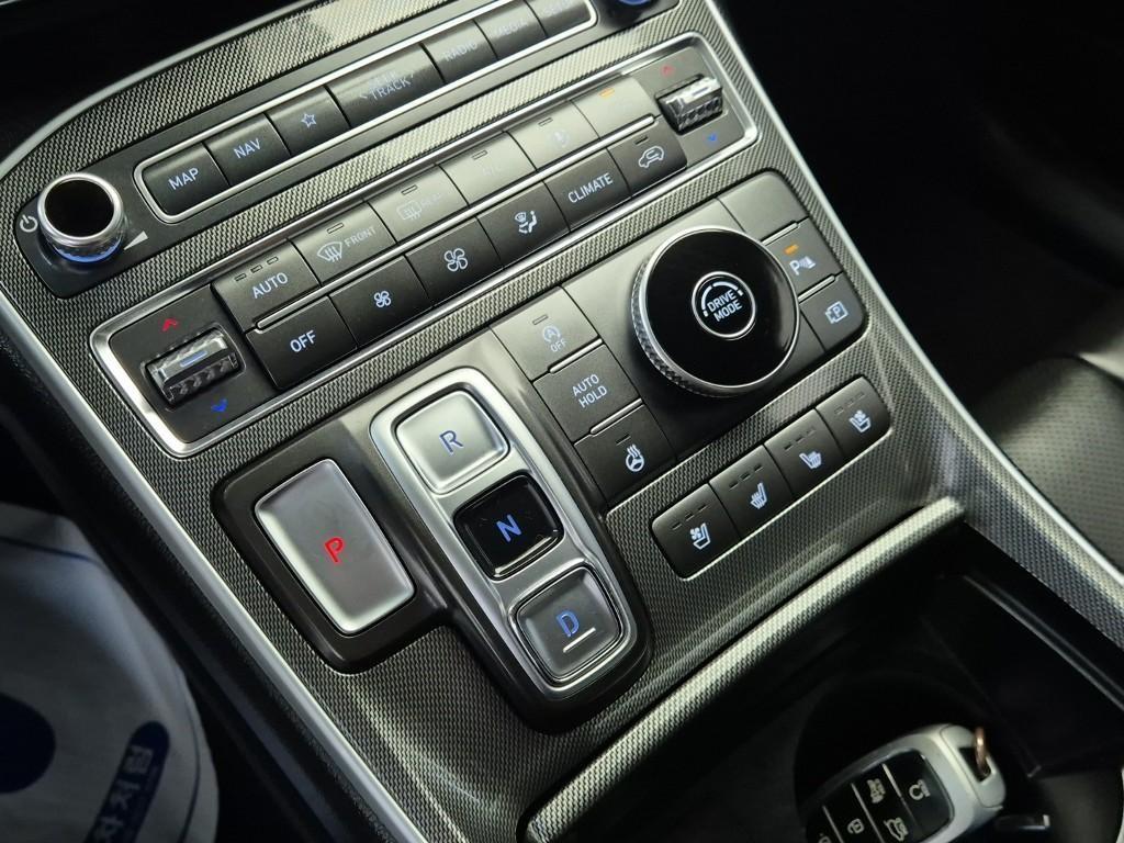 HYUNDAI Santa Fe - Vista 8