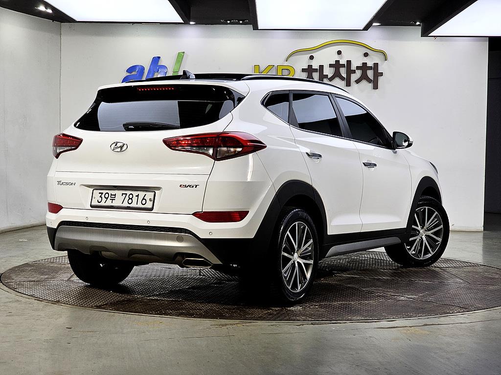 HYUNDAI Tucson - Vista 4
