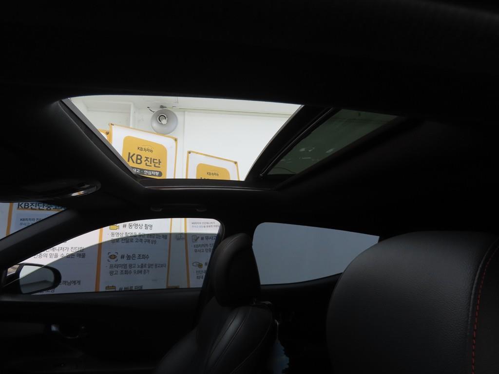 HYUNDAI Veloster 2018 Azul - Importación desde Corea - HF Imports Iquique - Foto 19