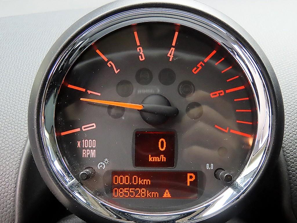 Mini Countryman - Vista 8