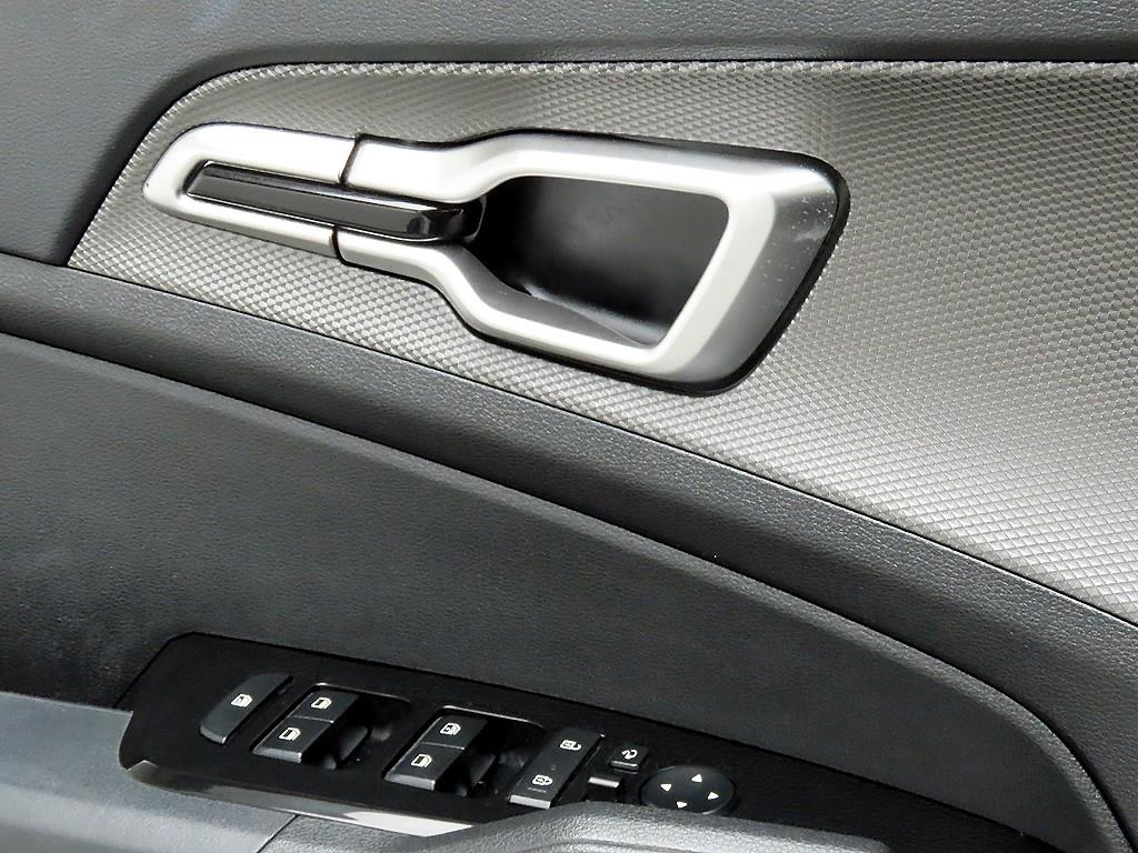 KIA Sportage - Vista 11