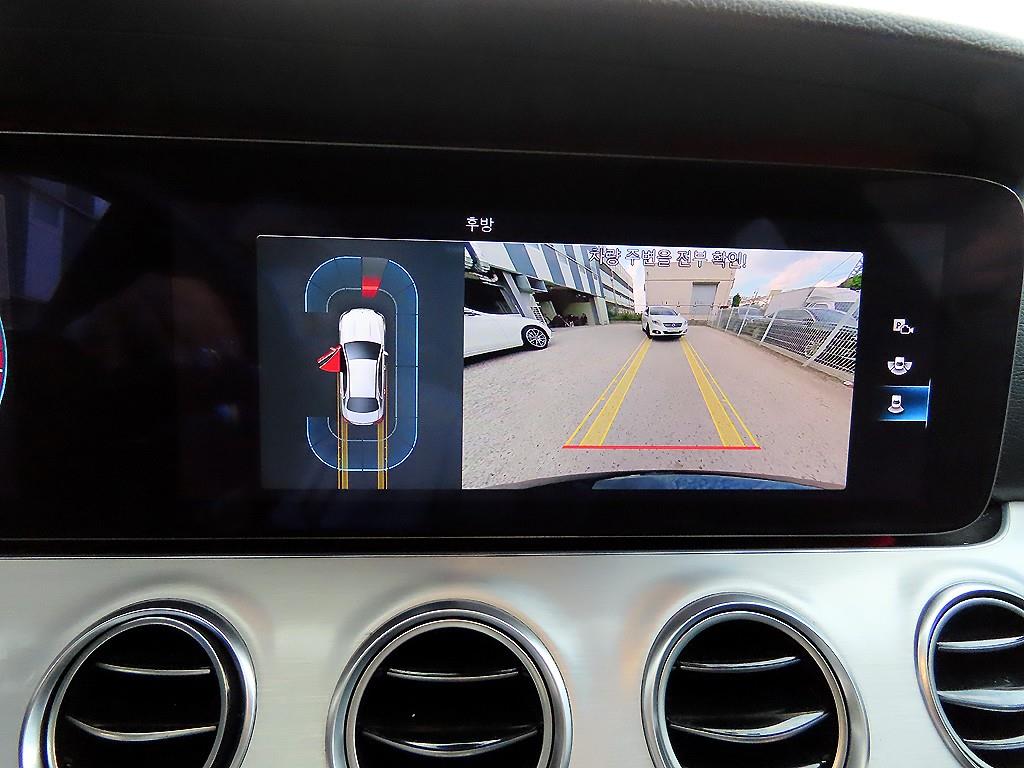 Mercedes Benz E class 2021 Negro - Importación desde Corea - HF Imports Iquique - Foto 14