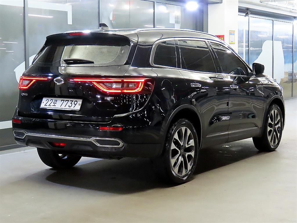 SAMSUNG QM6 - Vista 4