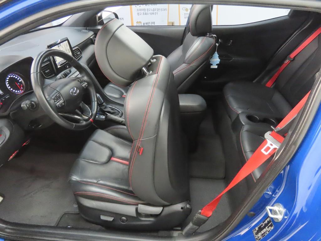 HYUNDAI Veloster - Vista 6