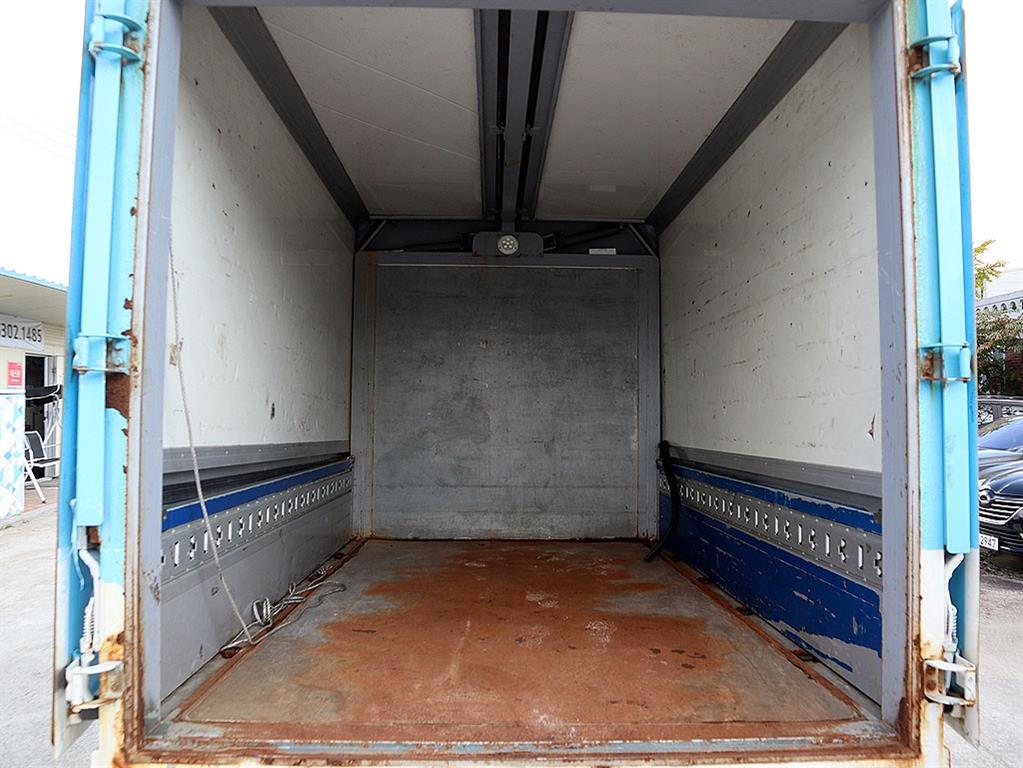 Small Truck Top_Wingbody 2019 Blanco - Importación desde Corea - HF Imports Iquique - Foto 18