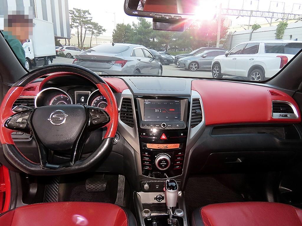 Ssangyong Tivoli - Vista 7