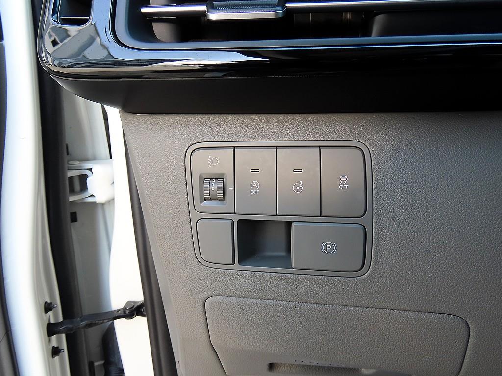 HYUNDAI Staria - Vista 9