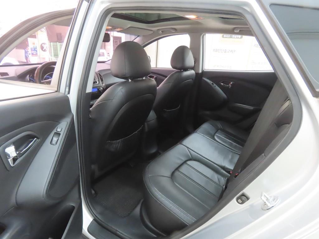 HYUNDAI Tucson - Vista 6