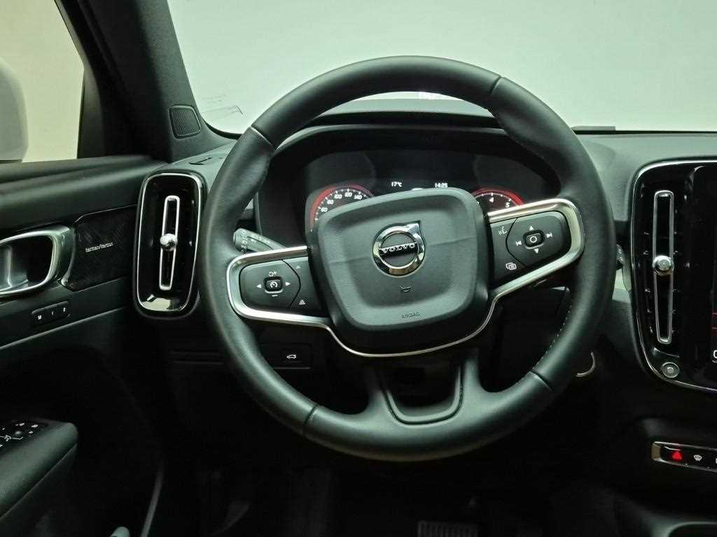 Volvo XC40 - Vista 9