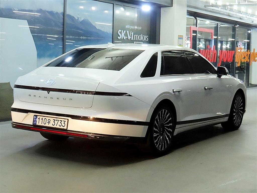 HYUNDAI Grandeur - Vista 4