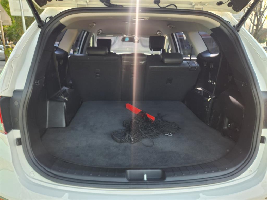 HYUNDAI Maxcruz - Vista 5