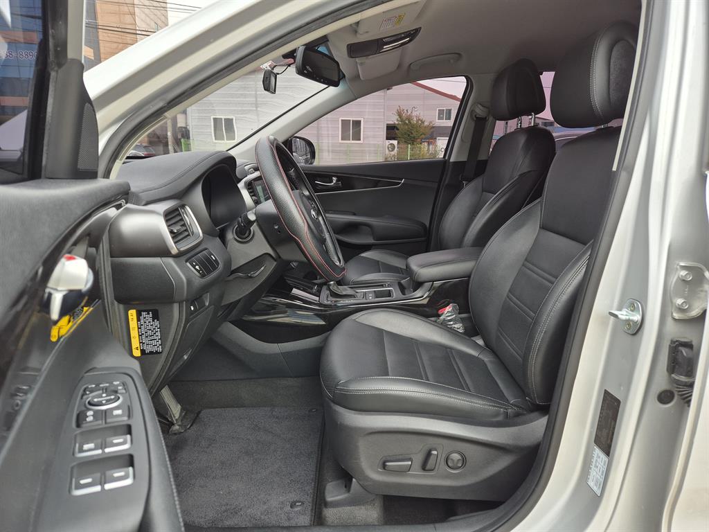 KIA Sorento - Vista 7