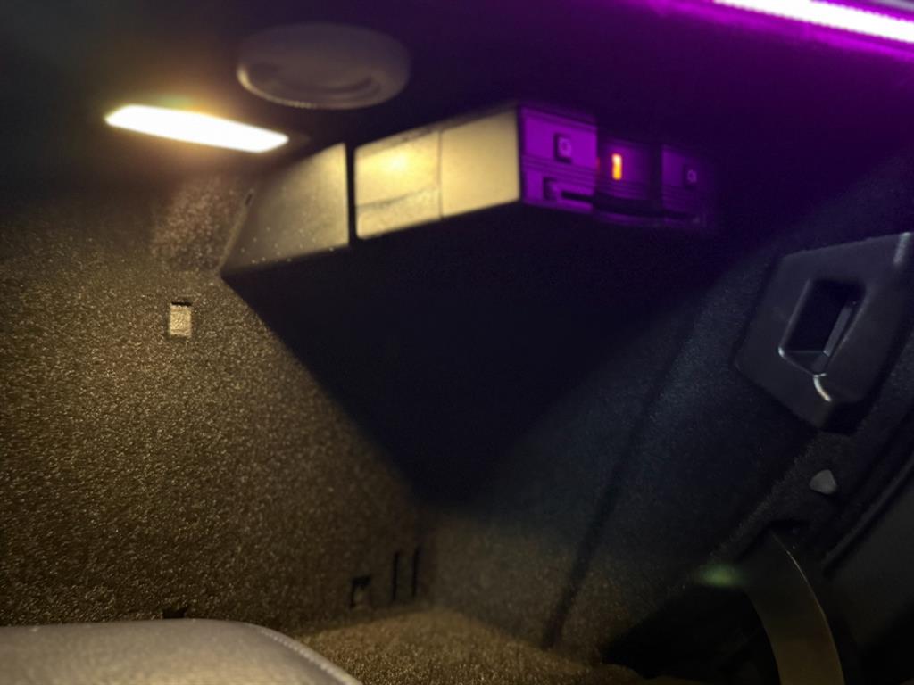 Mercedes Benz E class - Vista 12