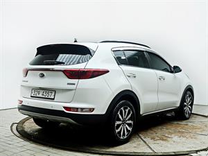KIA Sportage - Vista 8