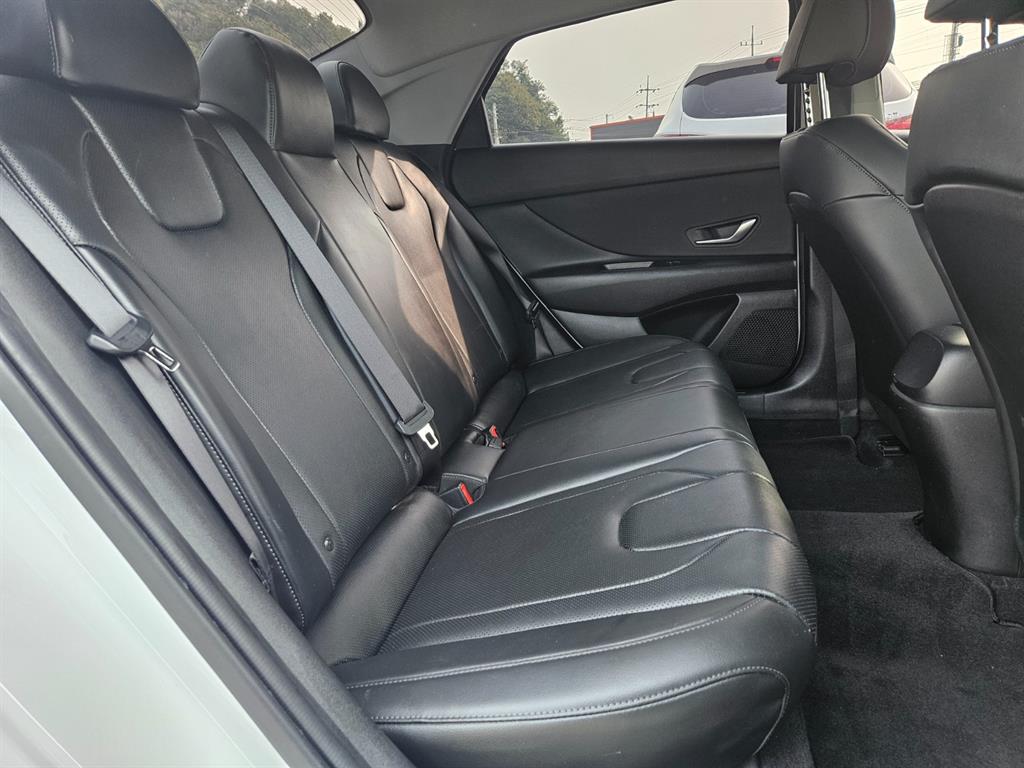 HYUNDAI Avante 2021 Blanco - Importación desde Corea - HF Imports Iquique - Foto 13