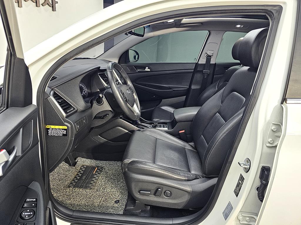 HYUNDAI Tucson - Vista 8