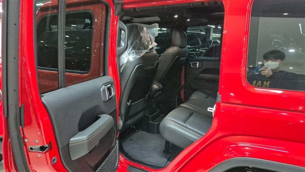 Jeep Wrangler - Vista 9