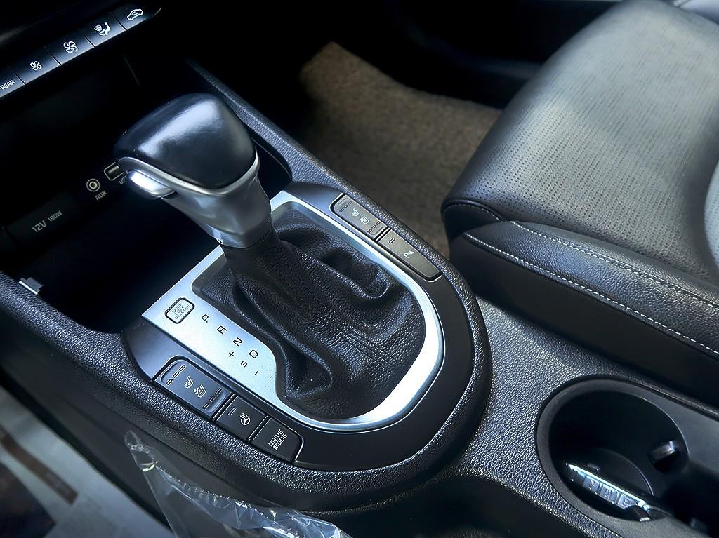 KIA K3 2019 Negro - Importación desde Corea - HF Imports Iquique - Foto 10