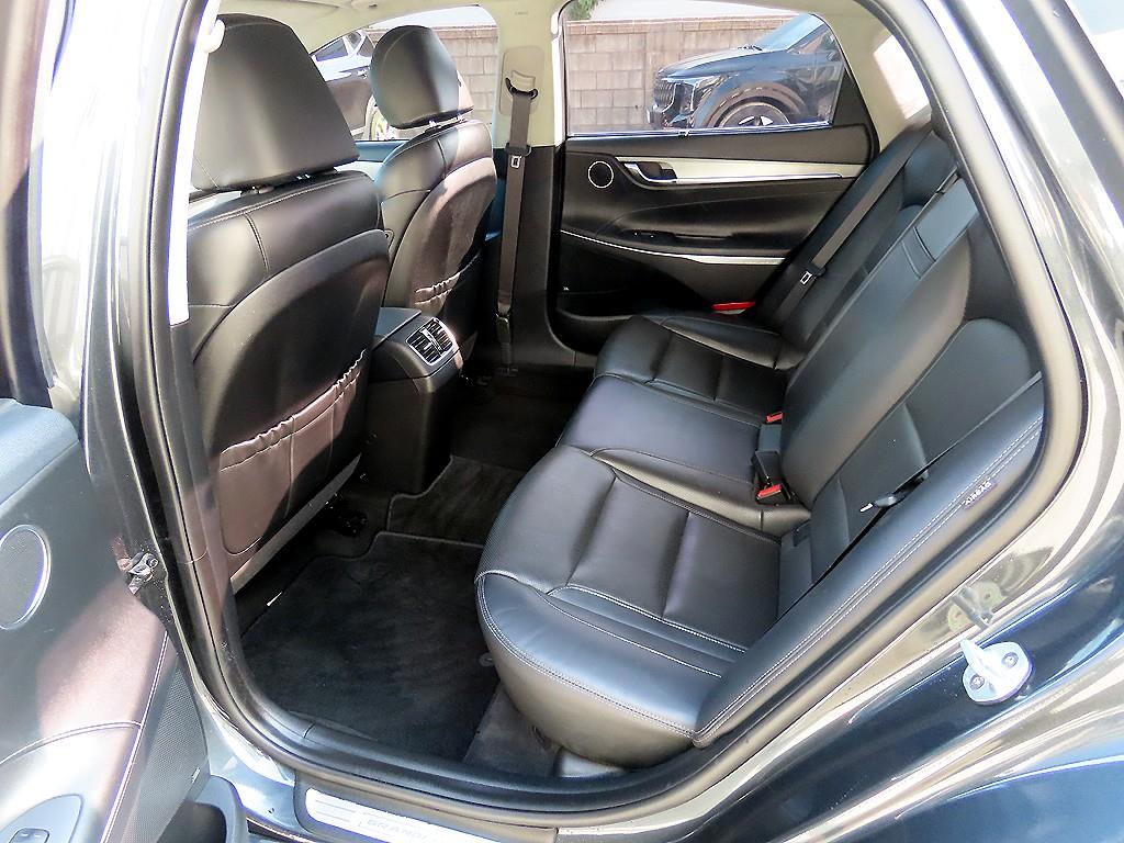 HYUNDAI Grandeur - Vista 6