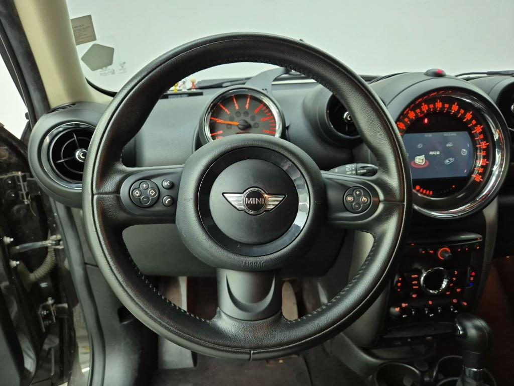 Mini Countryman - Vista 9