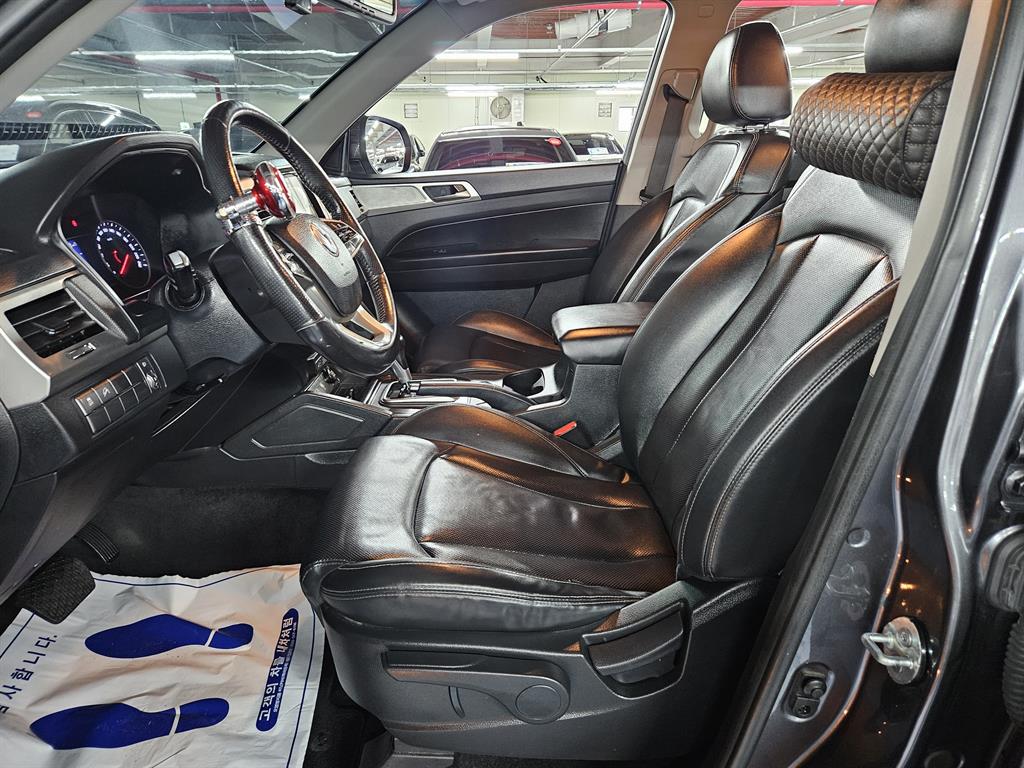 Ssangyong Rexton 2019 Gris - Importación desde Corea - HF Imports Iquique - Foto 16