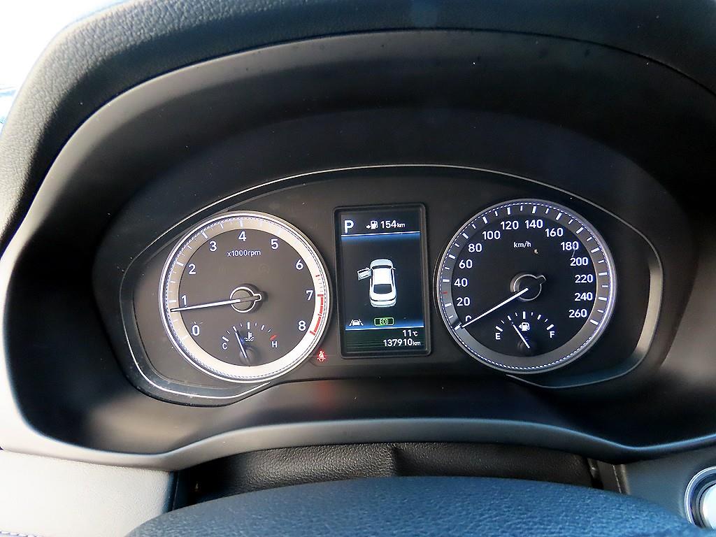 HYUNDAI Grandeur - Vista 9