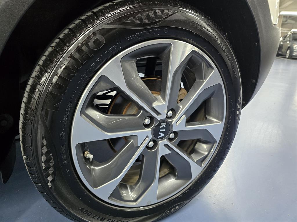 KIA Stonic 2019 Blanco - Importación desde Corea - HF Imports Iquique - Foto 17