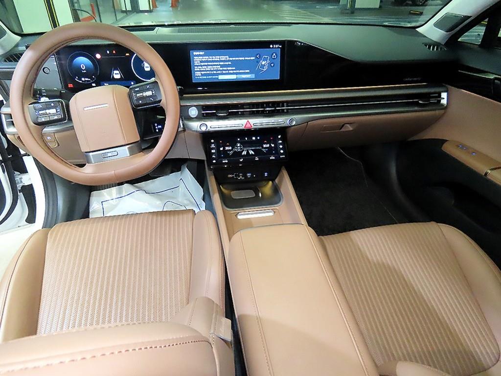 HYUNDAI Grandeur - Vista 10