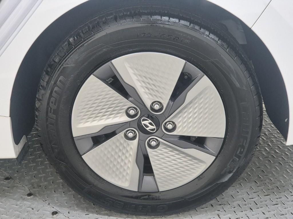 HYUNDAI Ioniq 2020 Blanco - Importación desde Corea - HF Imports Iquique - Foto 20