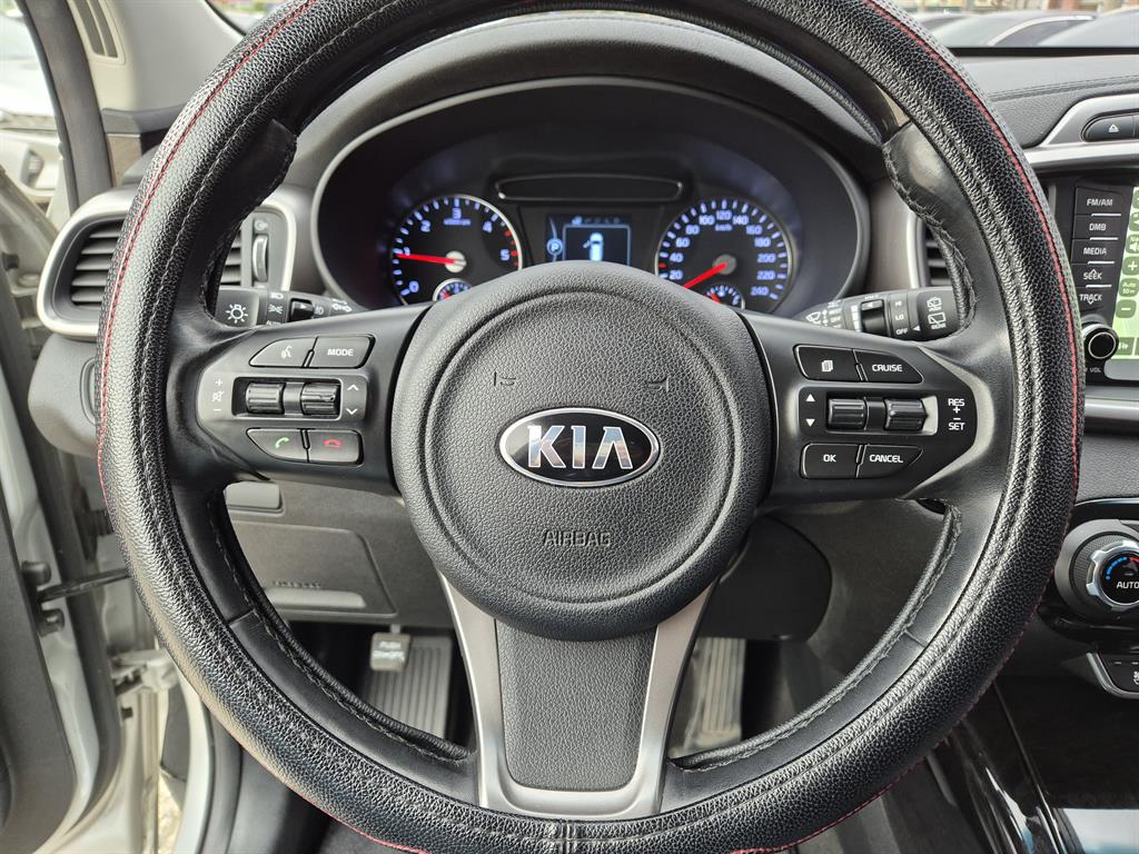 KIA Sorento - Vista 11